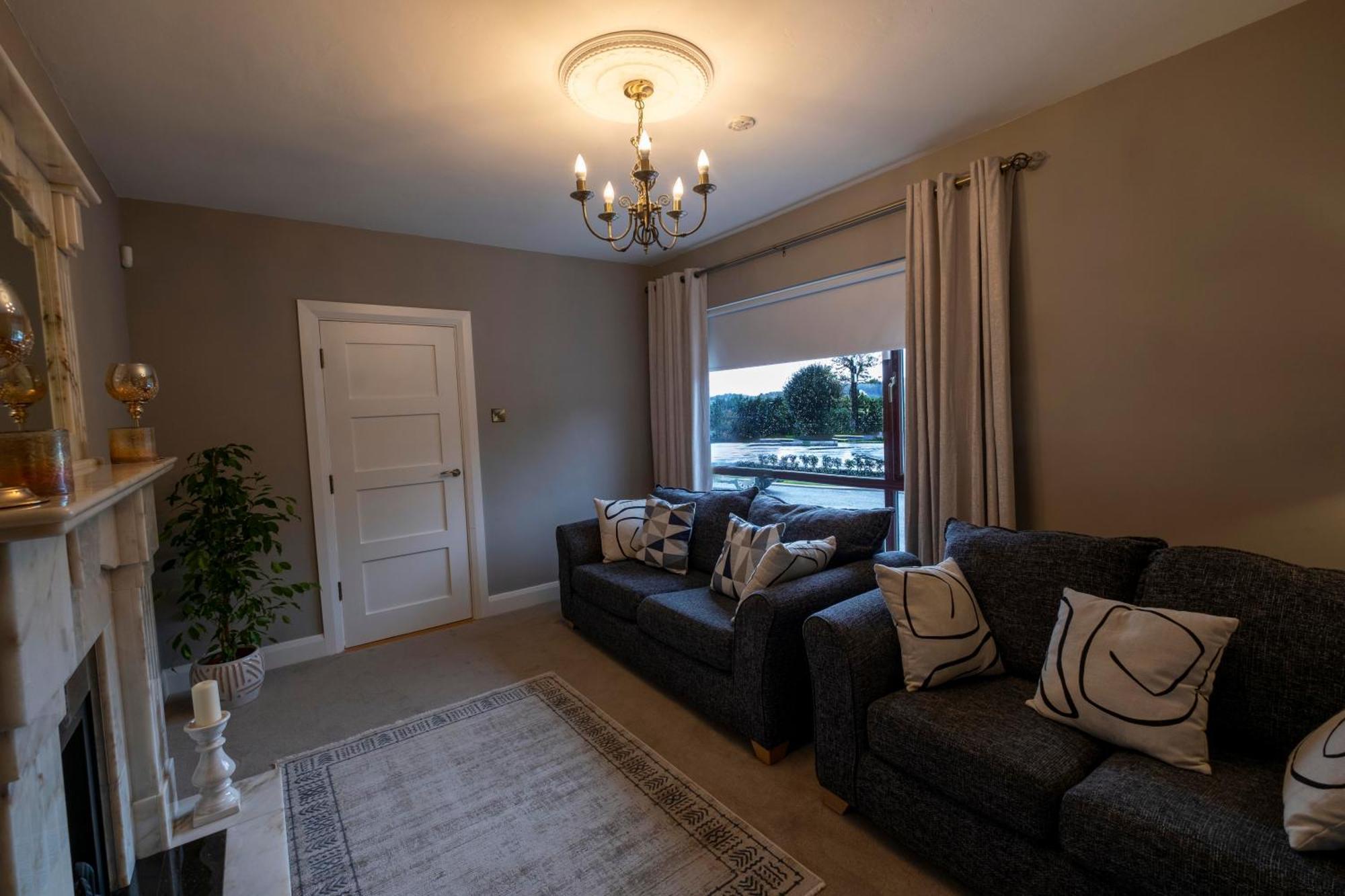 The Hillcrest, Luxury Accommodation In Castleblayney Town Exteriér fotografie