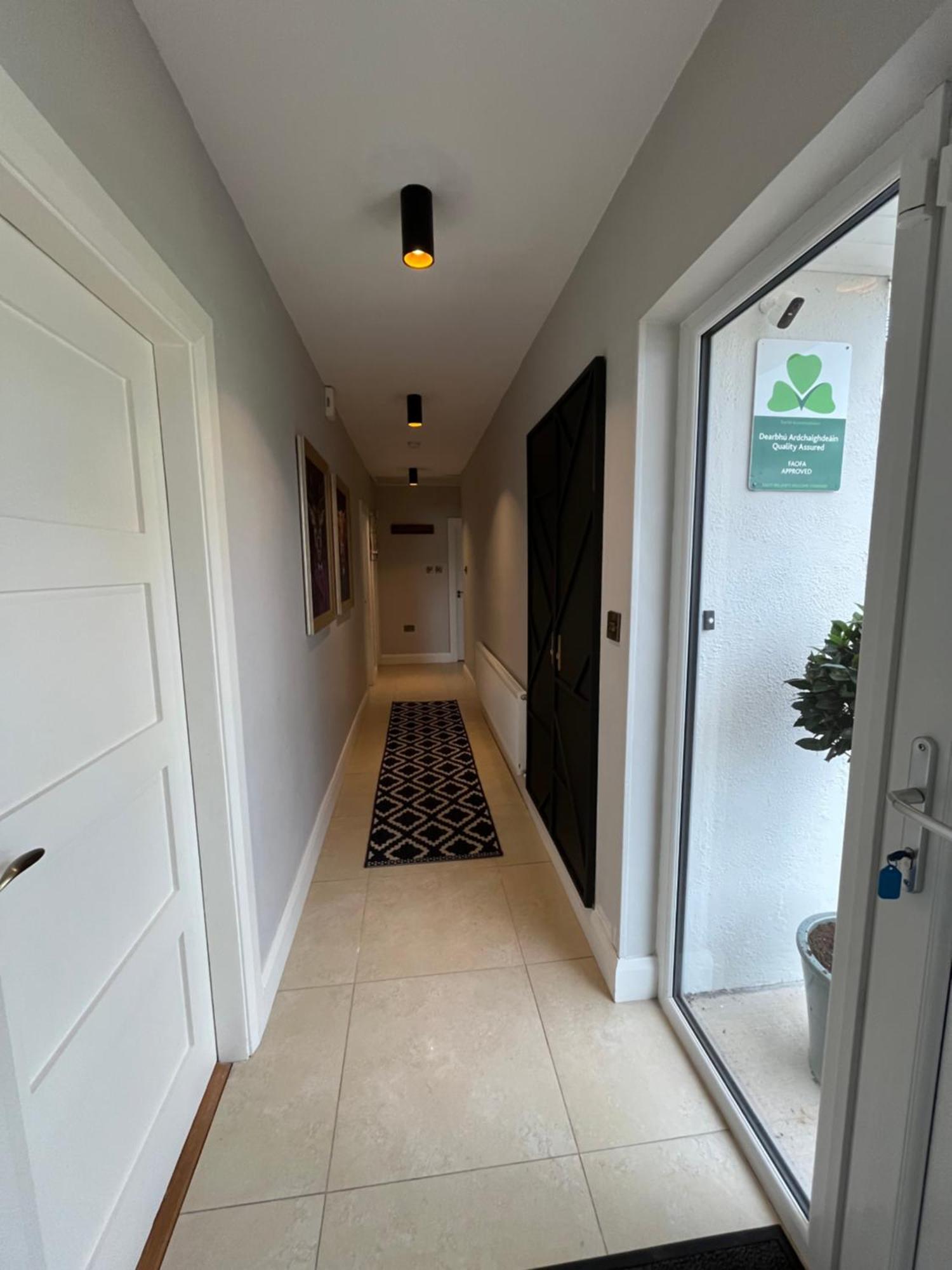 The Hillcrest, Luxury Accommodation In Castleblayney Town Exteriér fotografie